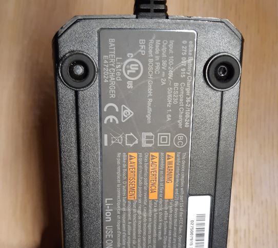 Wandhalterung Bosch E-Bike Ladegerät 2A